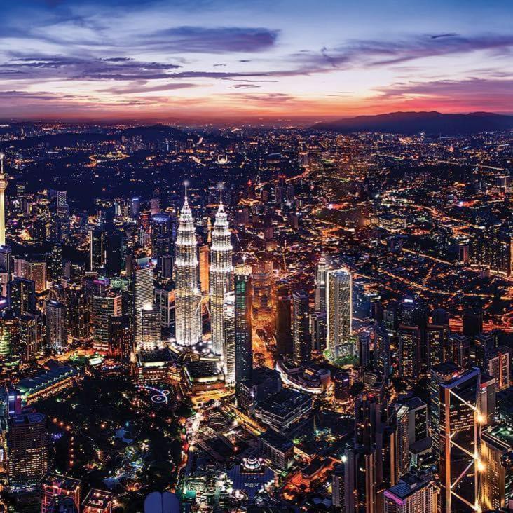 Scarletz Suites Twin Tower Klcc Kuala Lumpur By Okidoki Exterior foto
